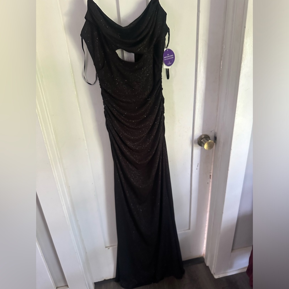 Black long dress.